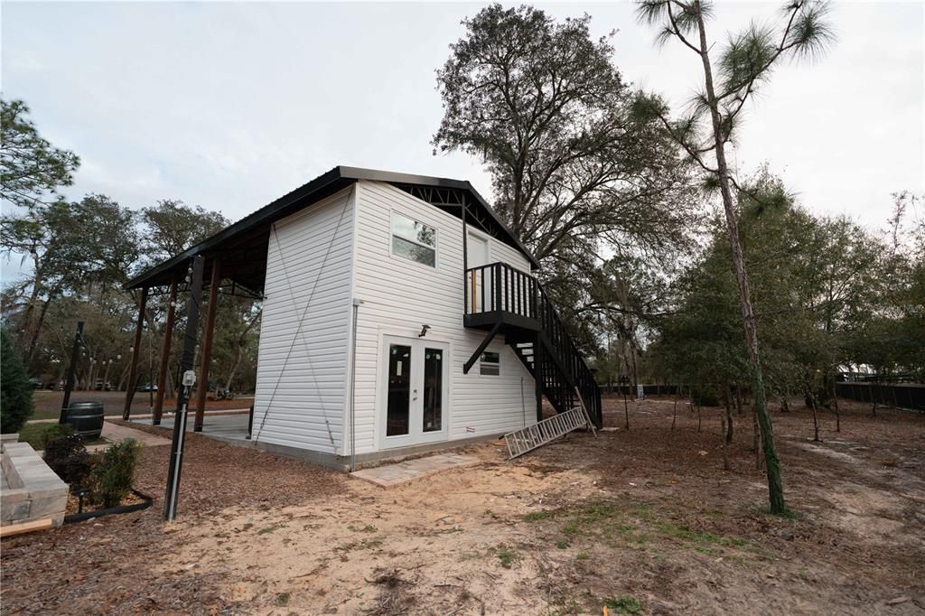For Sale: $850,000 (3 beds, 2 baths, 1800 Square Feet)