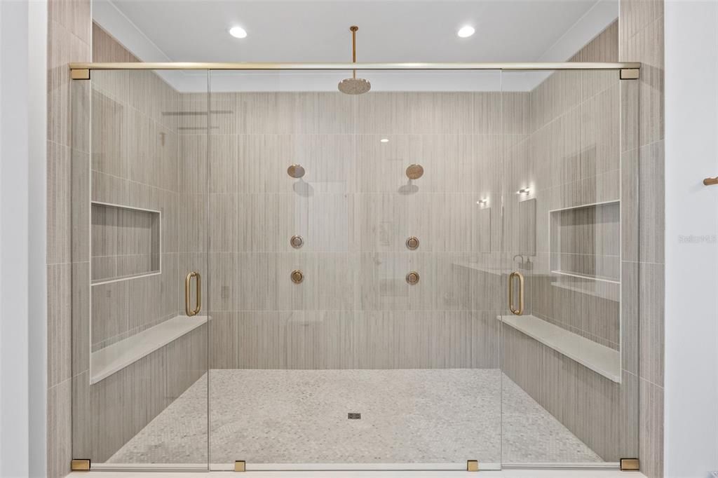 En Venta: $4,200,000 (5 camas, 6 baños, 5805 Pies cuadrados)