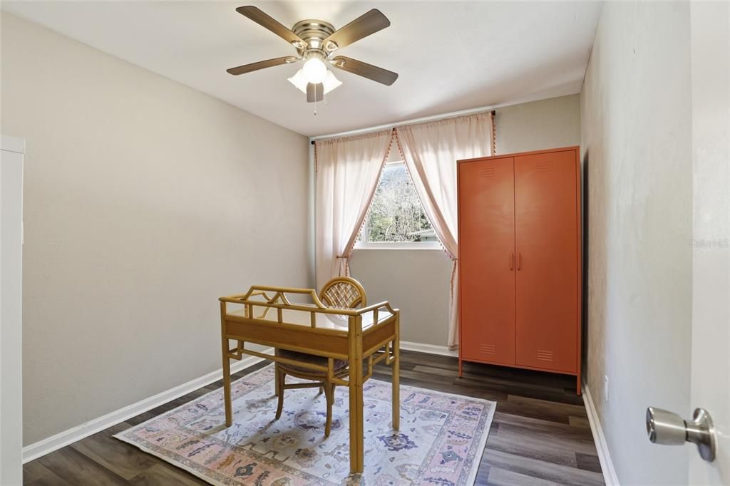 Activo con contrato: $599,900 (5 camas, 3 baños, 3104 Pies cuadrados)