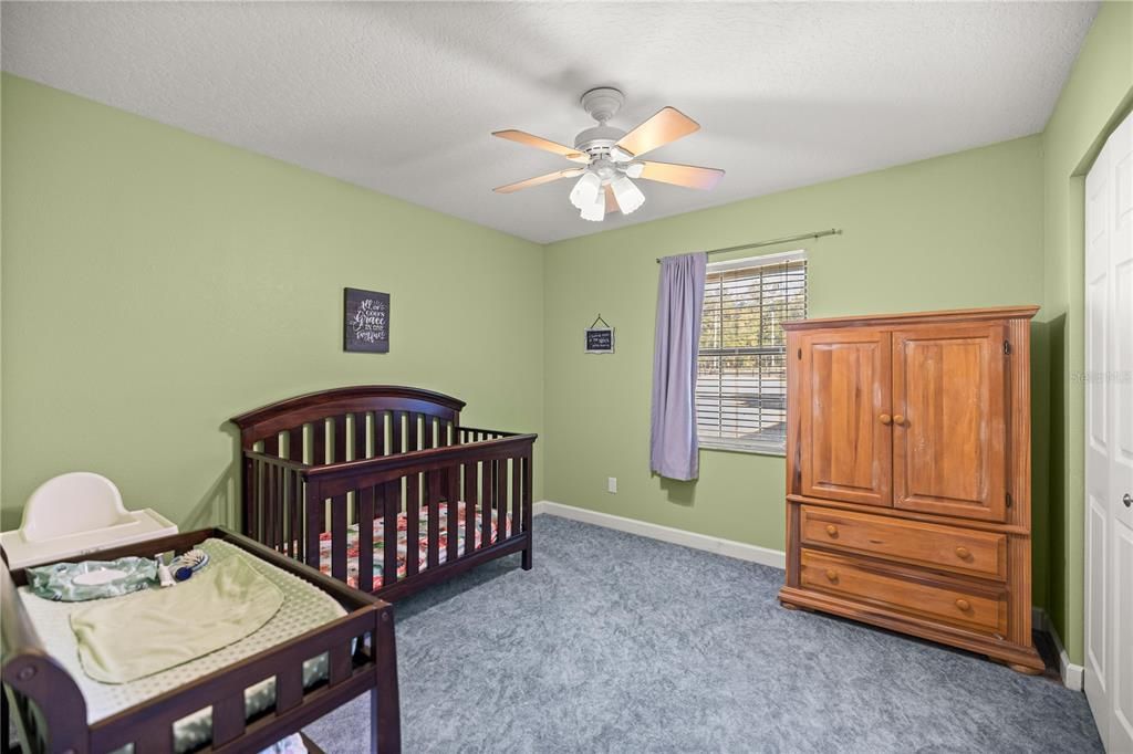 En Venta: $964,900 (4 camas, 3 baños, 2574 Pies cuadrados)