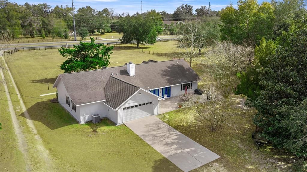 En Venta: $964,900 (4 camas, 3 baños, 2574 Pies cuadrados)