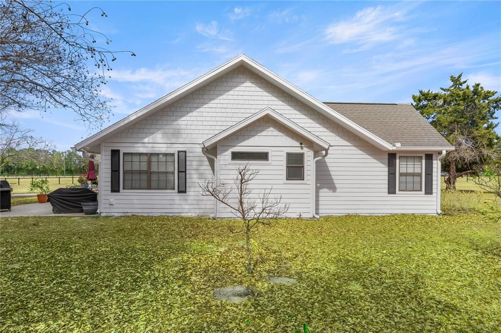 En Venta: $964,900 (4 camas, 3 baños, 2574 Pies cuadrados)