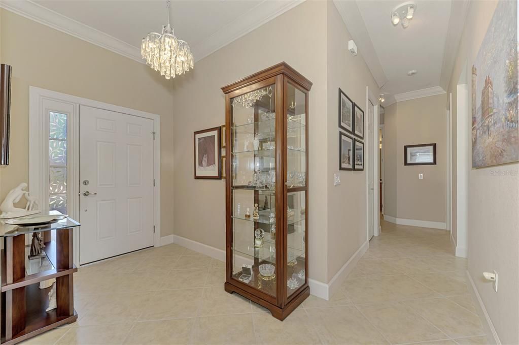 Activo con contrato: $329,000 (2 camas, 2 baños, 1577 Pies cuadrados)