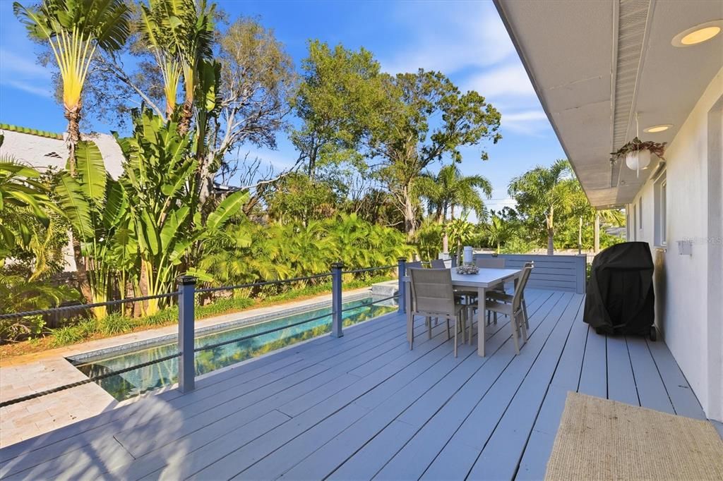 Active With Contract: $1,590,000 (3 beds, 2 baths, 2142 Square Feet)