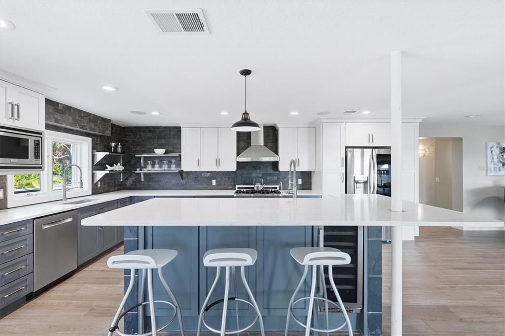 Active With Contract: $1,590,000 (3 beds, 2 baths, 2142 Square Feet)