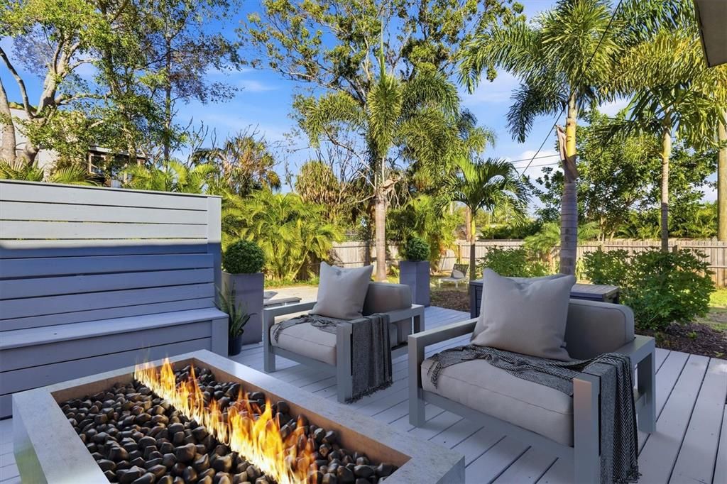 Active With Contract: $1,590,000 (3 beds, 2 baths, 2142 Square Feet)