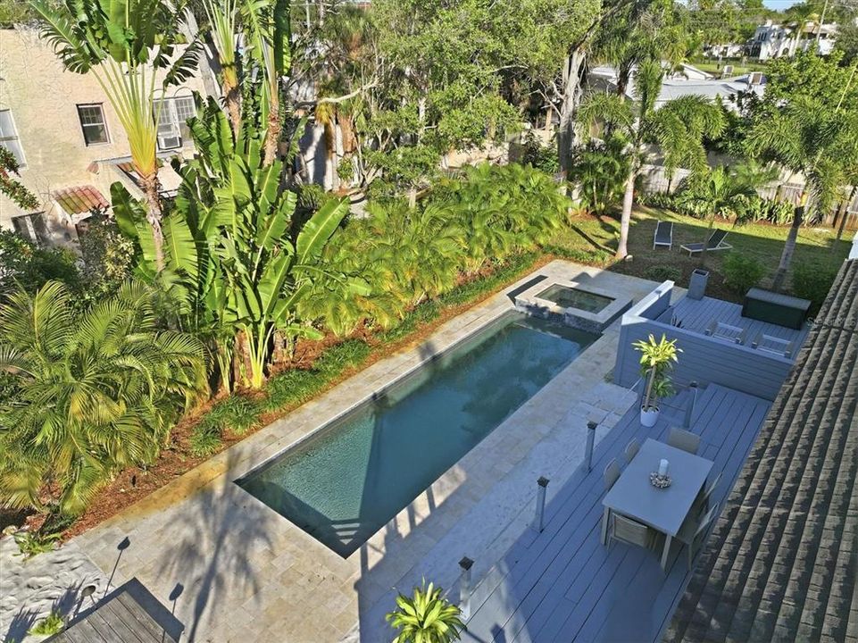 Active With Contract: $1,590,000 (3 beds, 2 baths, 2142 Square Feet)