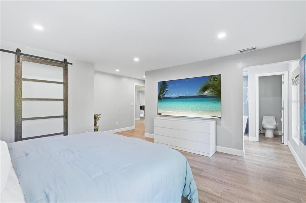 Active With Contract: $1,590,000 (3 beds, 2 baths, 2142 Square Feet)