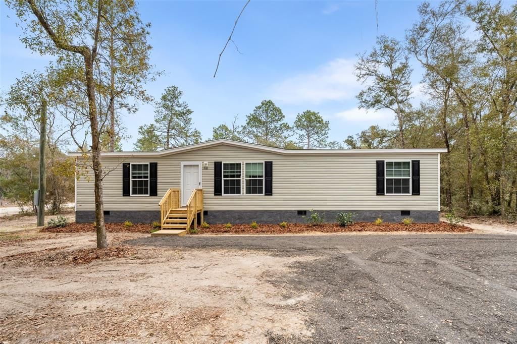 Recently Sold: $230,000 (3 beds, 2 baths, 1493 Square Feet)