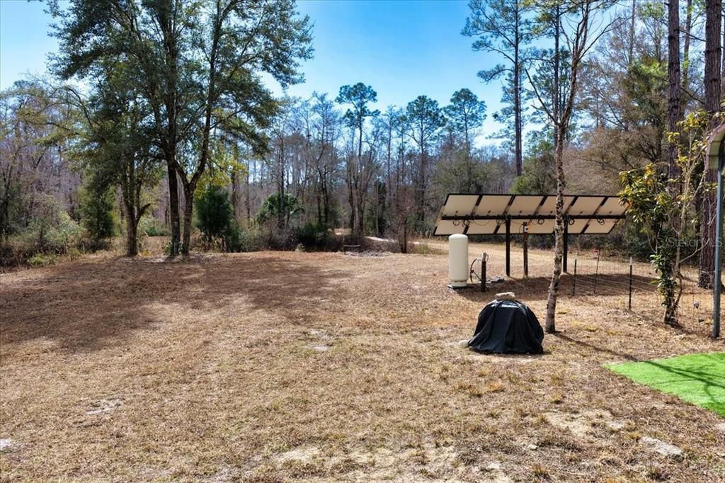 На продажу: $412,000 (59.89 acres)