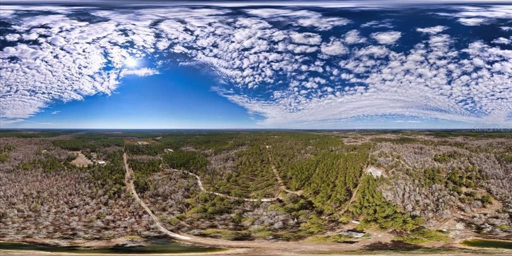 На продажу: $412,000 (59.89 acres)