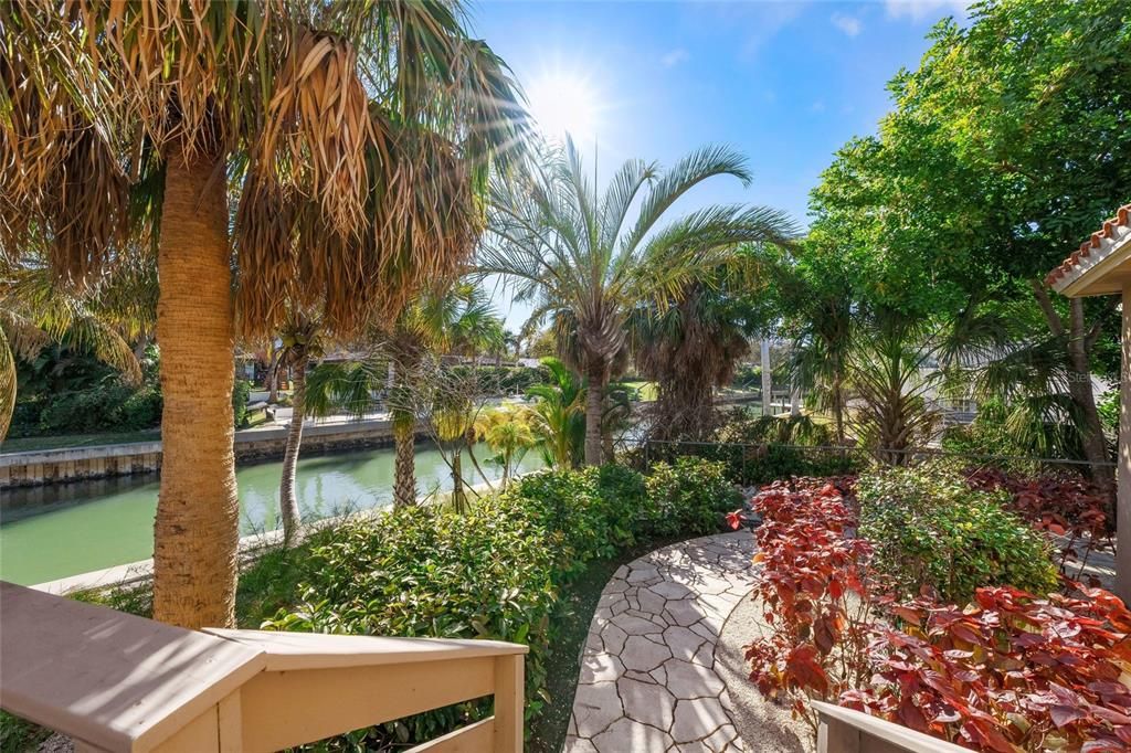 For Sale: $4,250,000 (5 beds, 4 baths, 4143 Square Feet)