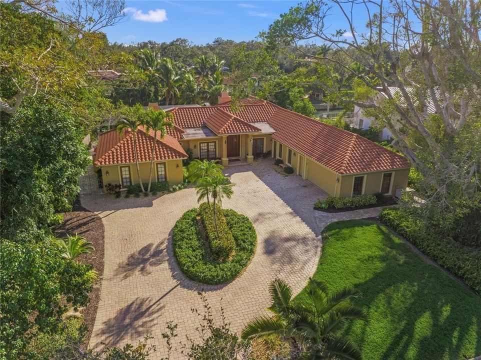 For Sale: $4,250,000 (5 beds, 4 baths, 4143 Square Feet)