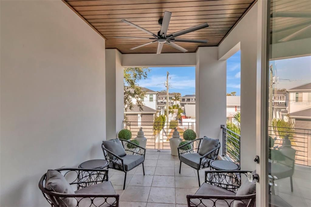 En Venta: $3,999,999 (5 camas, 6 baños, 5154 Pies cuadrados)
