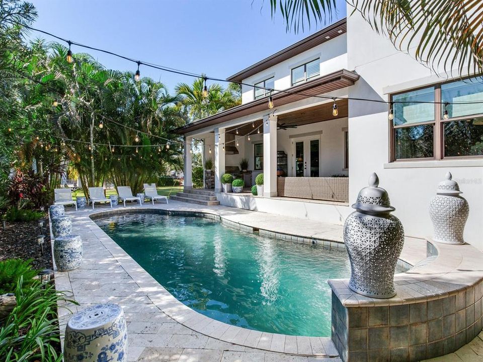 En Venta: $3,999,999 (5 camas, 6 baños, 5154 Pies cuadrados)
