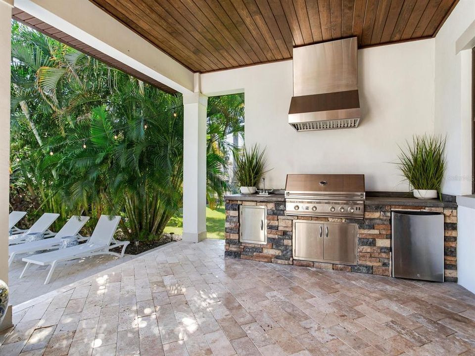 En Venta: $3,999,999 (5 camas, 6 baños, 5154 Pies cuadrados)