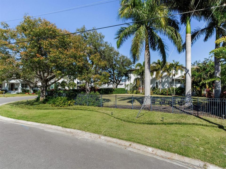 En Venta: $3,999,999 (5 camas, 6 baños, 5154 Pies cuadrados)