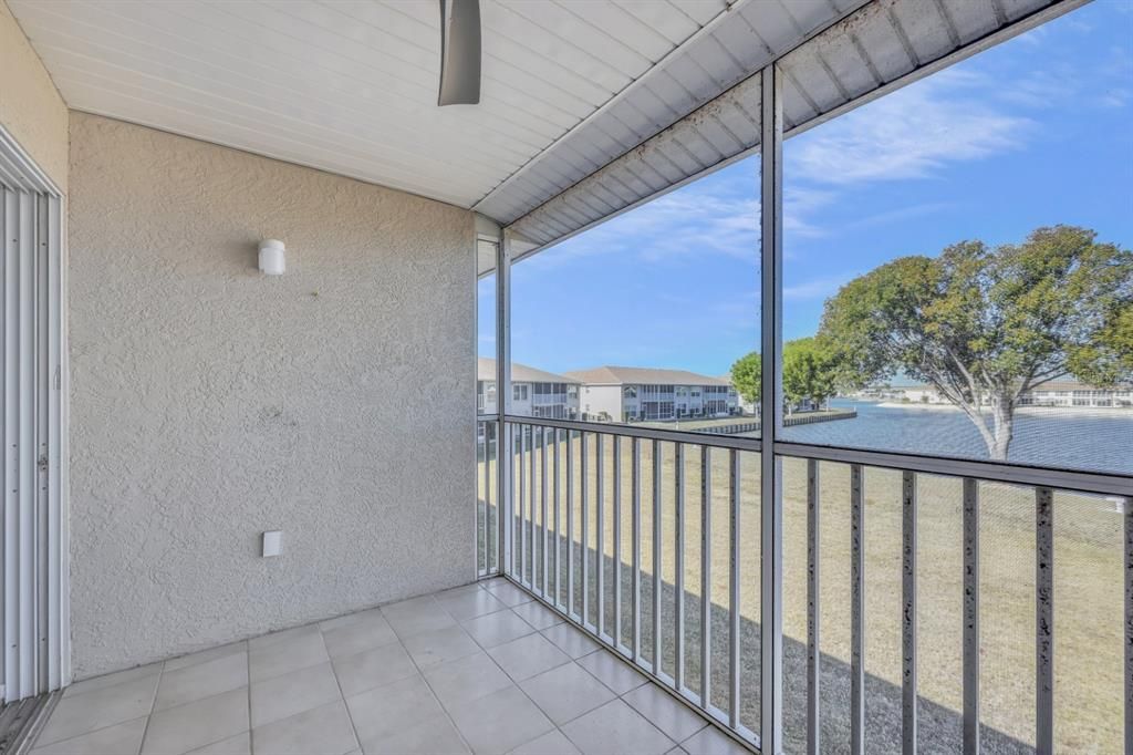 En Venta: $196,000 (2 camas, 2 baños, 1150 Pies cuadrados)