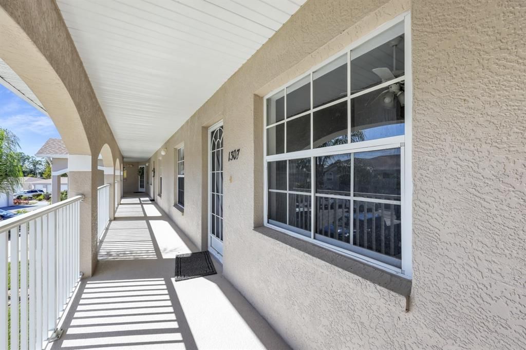 En Venta: $196,000 (2 camas, 2 baños, 1150 Pies cuadrados)