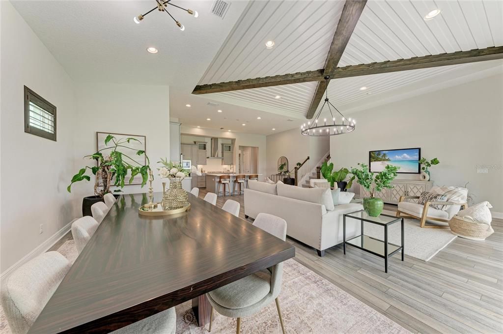 For Sale: $1,249,900 (4 beds, 4 baths, 3689 Square Feet)