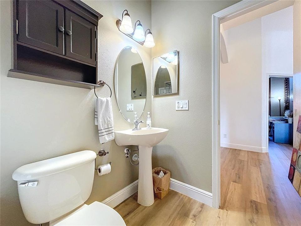 Activo con contrato: $629,500 (4 camas, 3 baños, 2498 Pies cuadrados)