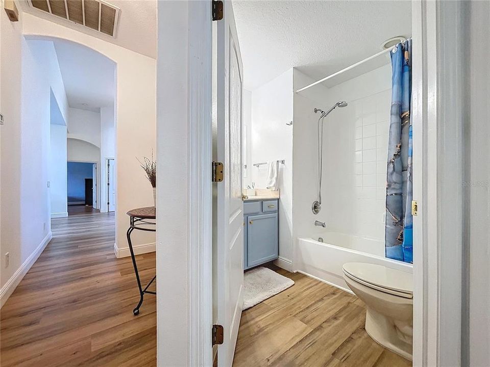 Activo con contrato: $629,500 (4 camas, 3 baños, 2498 Pies cuadrados)