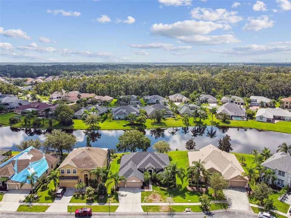 Activo con contrato: $629,500 (4 camas, 3 baños, 2498 Pies cuadrados)