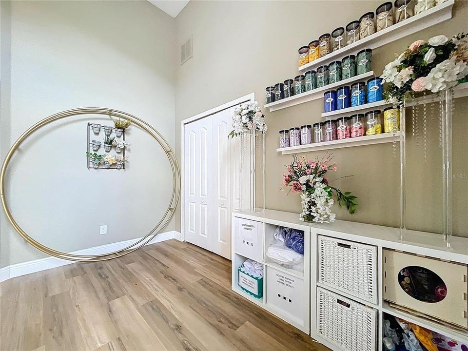 Activo con contrato: $629,500 (4 camas, 3 baños, 2498 Pies cuadrados)