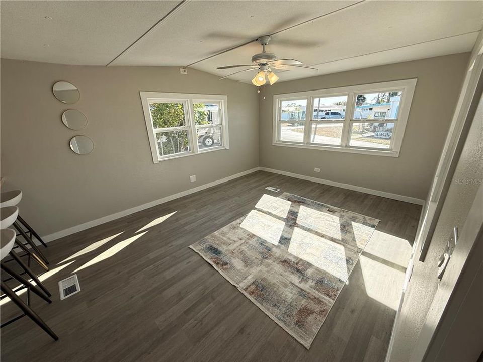 En Venta: $74,900 (2 camas, 1 baños, 672 Pies cuadrados)