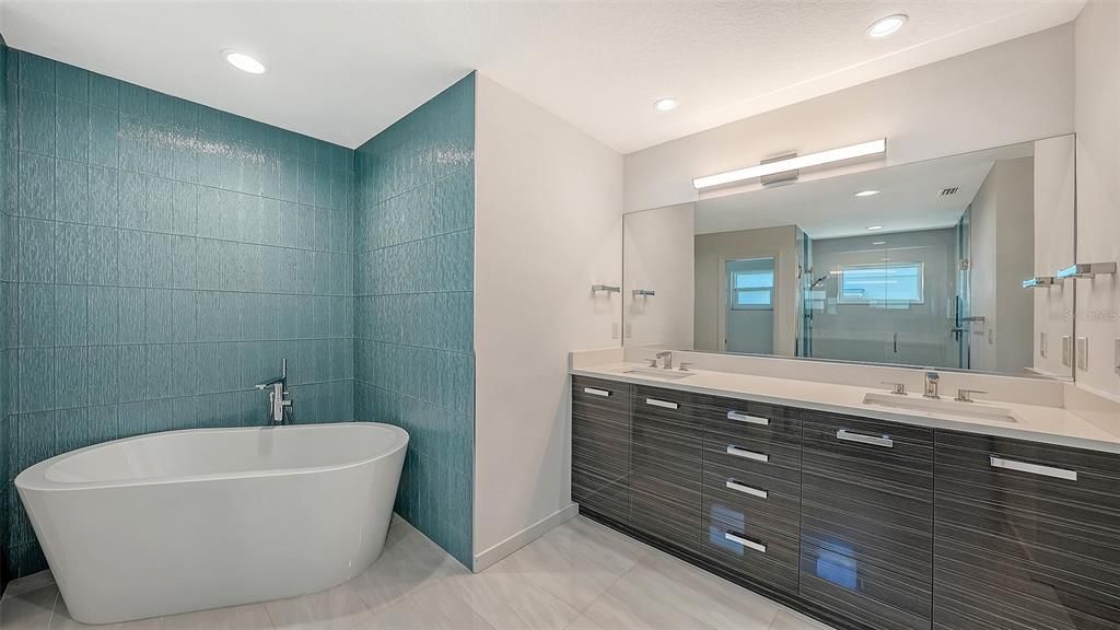 На продажу: $939,000 (3 спален, 2 ванн, 2755 Квадратных фут)
