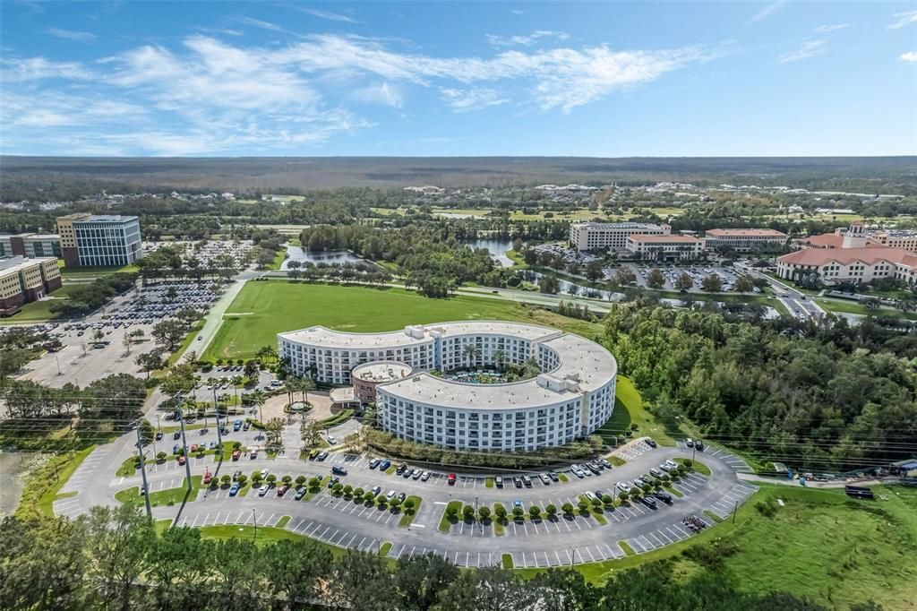 На продажу: $149,999 (2 спален, 2 ванн, 1067 Квадратных фут)