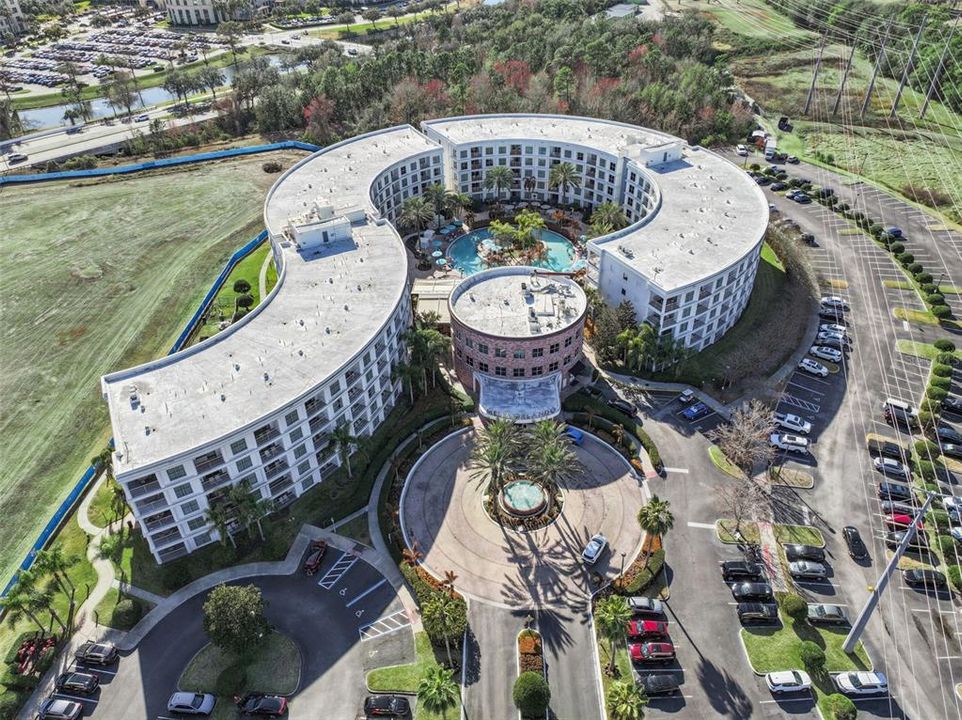На продажу: $149,999 (2 спален, 2 ванн, 1067 Квадратных фут)