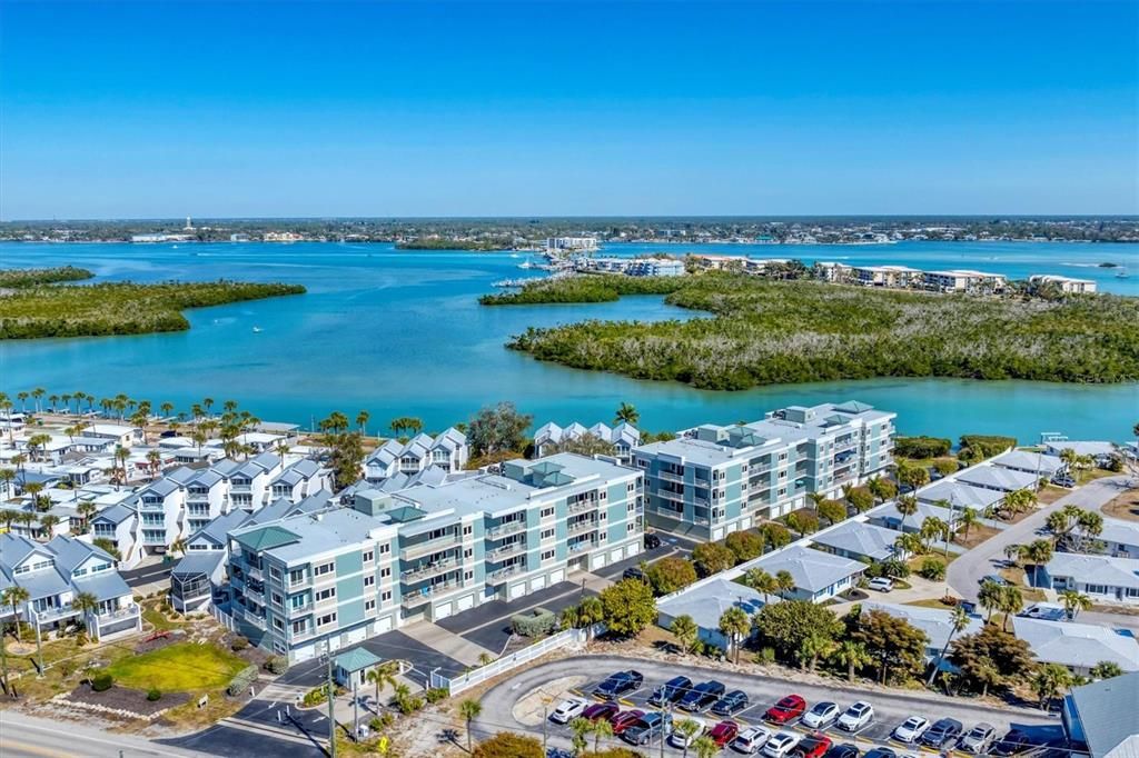 En Venta: $725,000 (2 camas, 2 baños, 1755 Pies cuadrados)