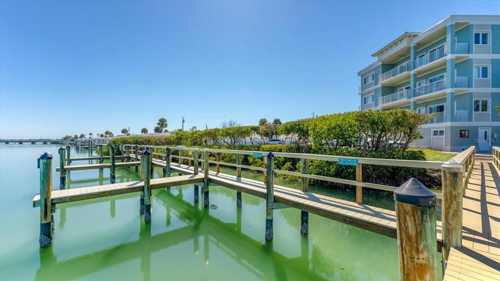 En Venta: $725,000 (2 camas, 2 baños, 1755 Pies cuadrados)