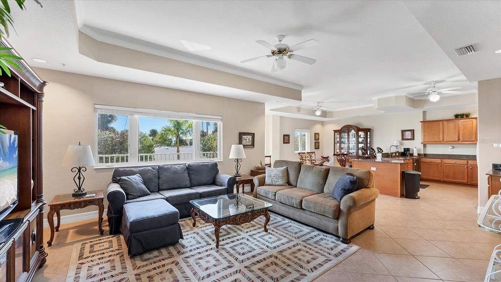 En Venta: $725,000 (2 camas, 2 baños, 1755 Pies cuadrados)