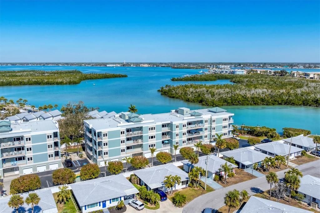 En Venta: $725,000 (2 camas, 2 baños, 1755 Pies cuadrados)