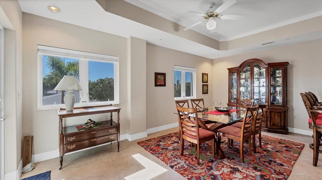 En Venta: $725,000 (2 camas, 2 baños, 1755 Pies cuadrados)