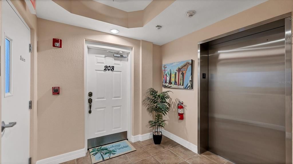 En Venta: $725,000 (2 camas, 2 baños, 1755 Pies cuadrados)