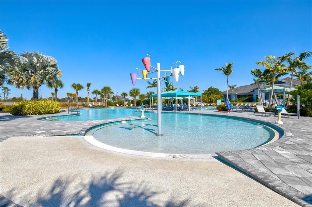 Activo con contrato: $770,000 (3 camas, 2 baños, 2427 Pies cuadrados)
