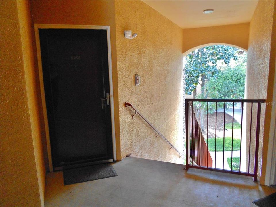 Под контрактом: $1,550 (1 спален, 1 ванн, 700 Квадратных фут)