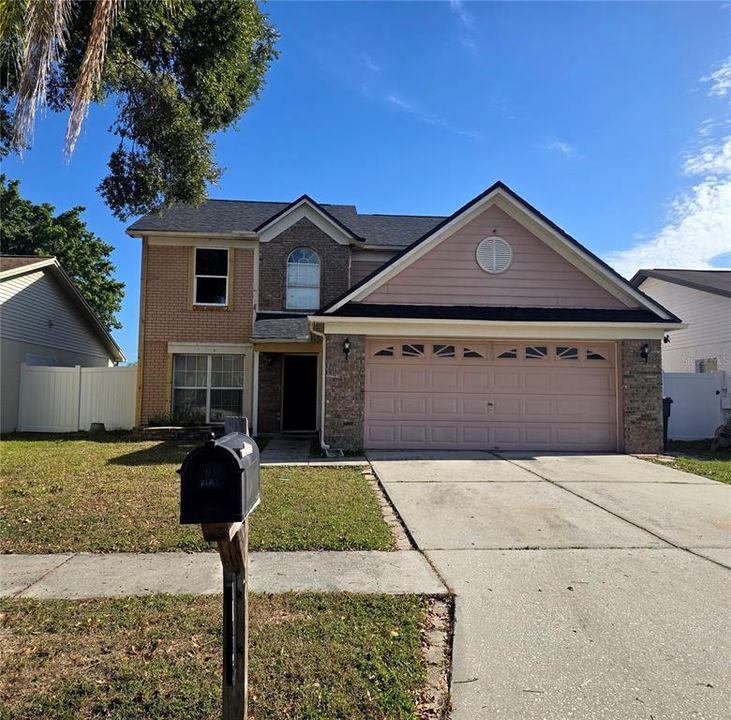 Recently Sold: $365,000 (4 beds, 2 baths, 1772 Square Feet)