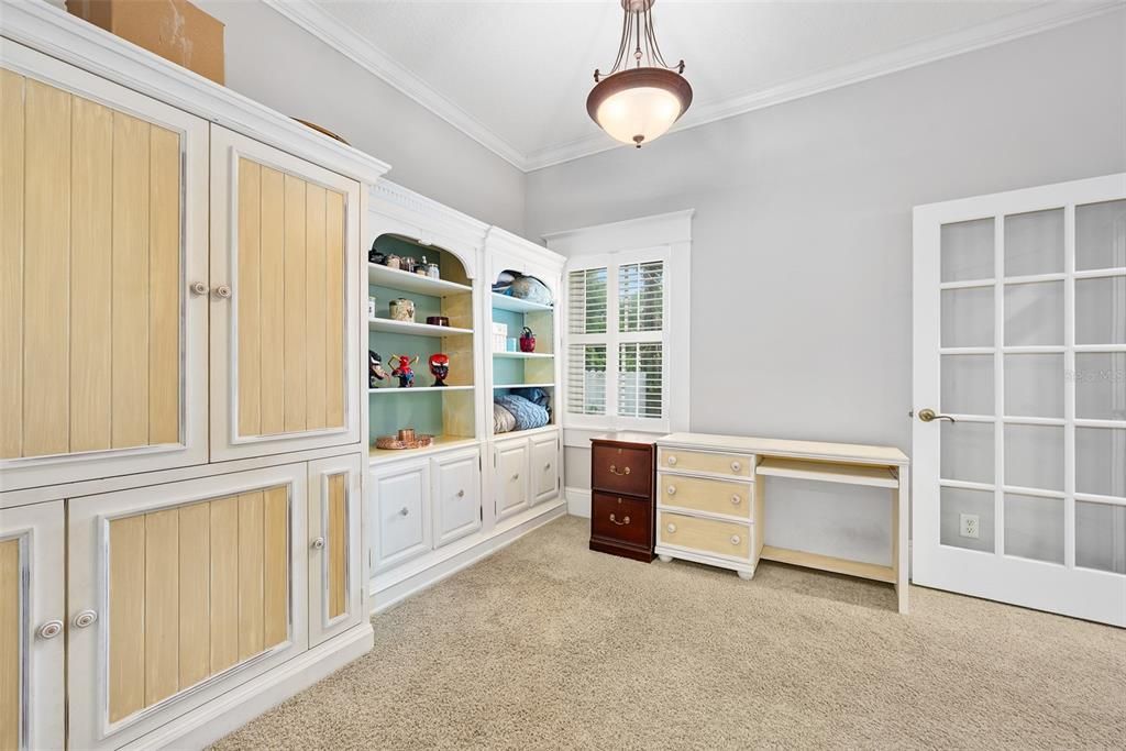For Sale: $899,000 (4 beds, 2 baths, 3300 Square Feet)