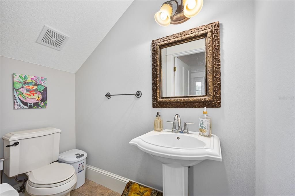 For Sale: $899,000 (4 beds, 2 baths, 3300 Square Feet)