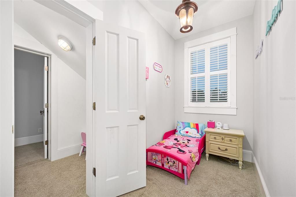 For Sale: $899,000 (4 beds, 2 baths, 3300 Square Feet)