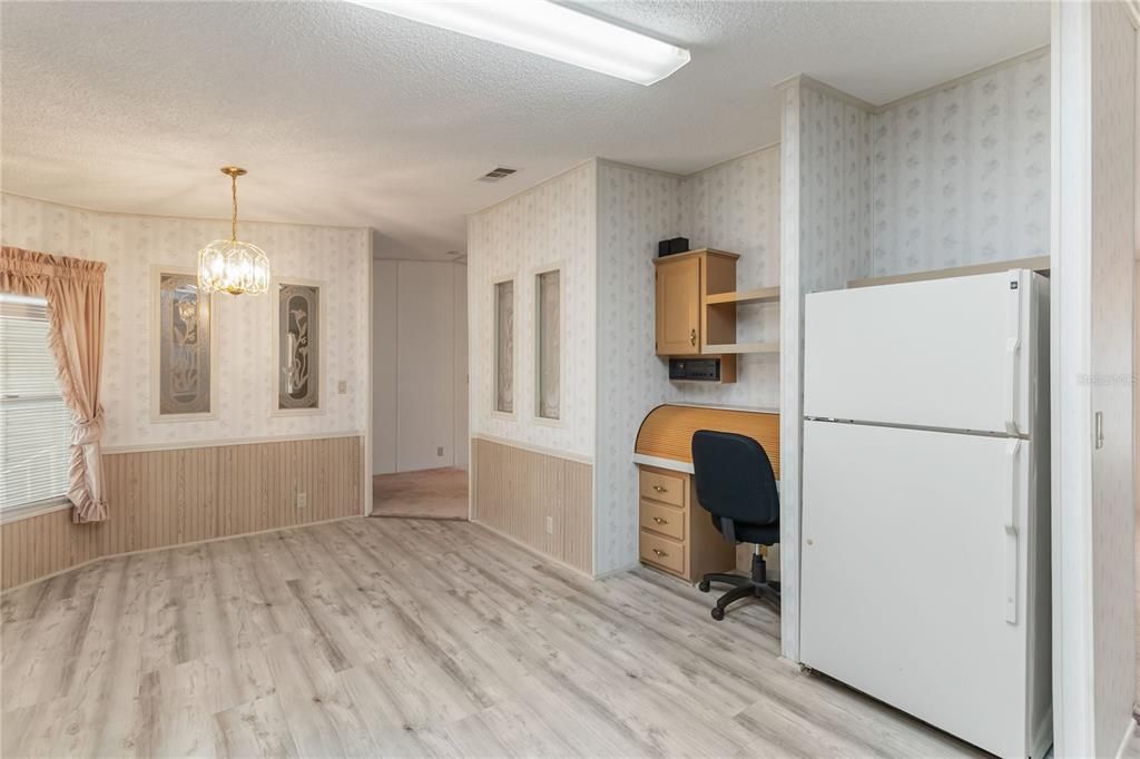 For Sale: $209,900 (2 beds, 2 baths, 1565 Square Feet)