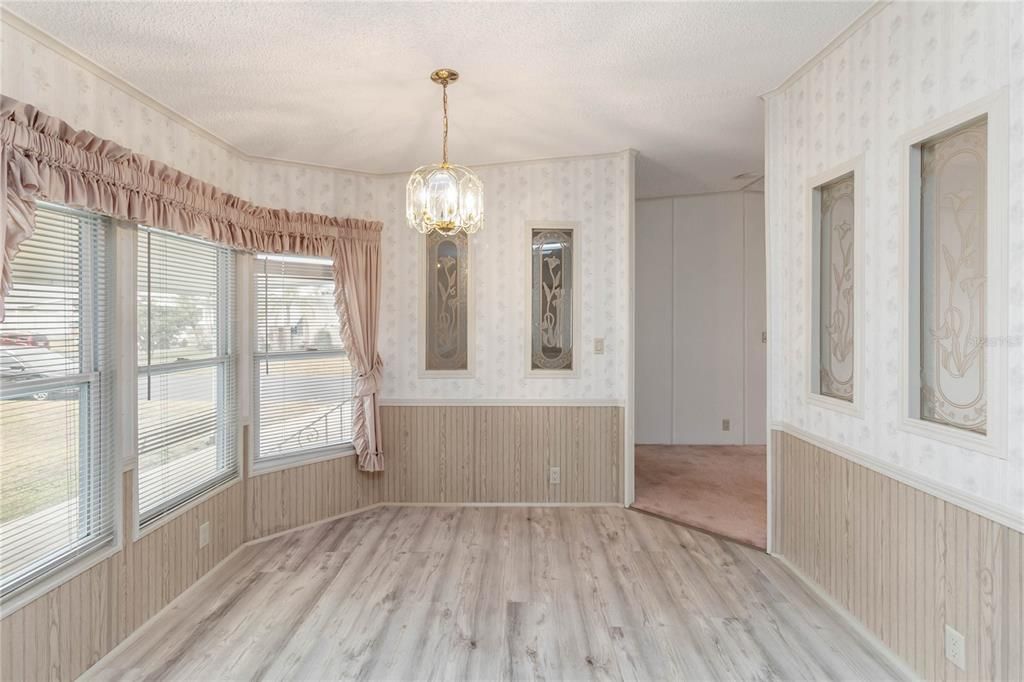 For Sale: $209,900 (2 beds, 2 baths, 1565 Square Feet)