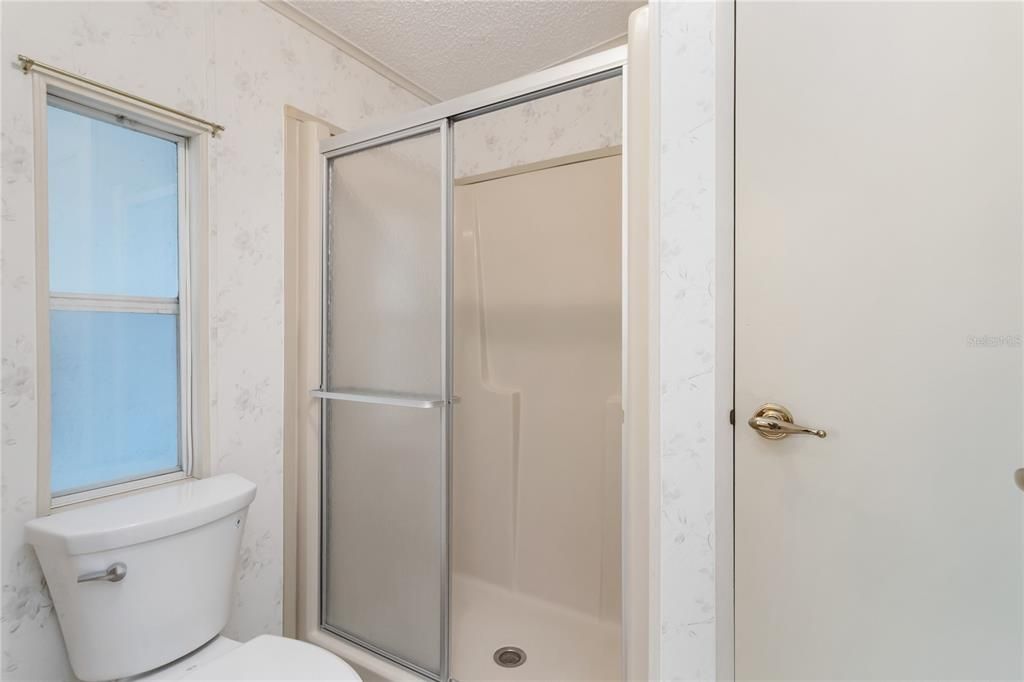 For Sale: $209,900 (2 beds, 2 baths, 1565 Square Feet)