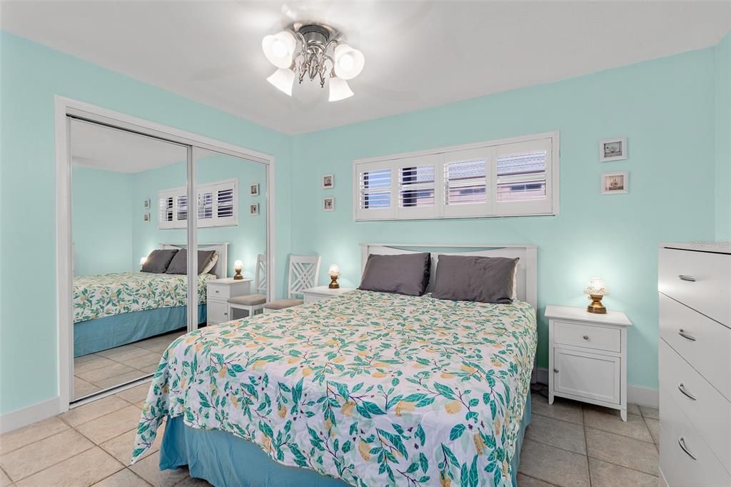 待售: $490,000 (2 贝兹, 2 浴室, 900 平方英尺)