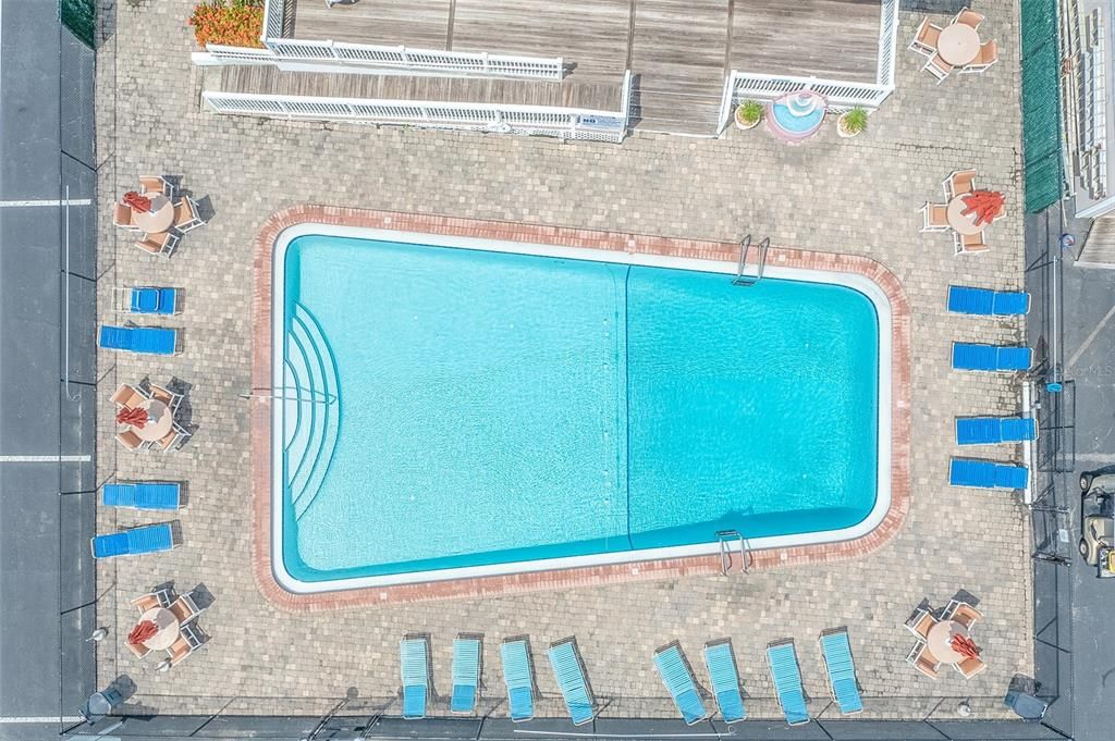 待售: $490,000 (2 贝兹, 2 浴室, 900 平方英尺)