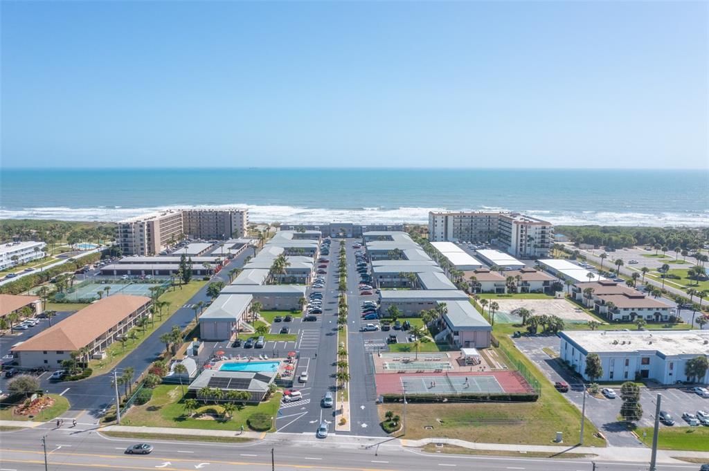 待售: $490,000 (2 贝兹, 2 浴室, 900 平方英尺)